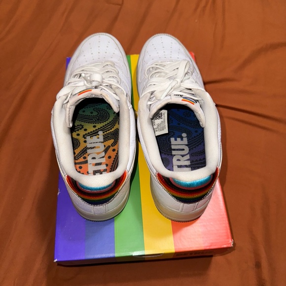 Nike Air Force 1 “Be True” pride sneakers size 11 - Picture 3 of 5